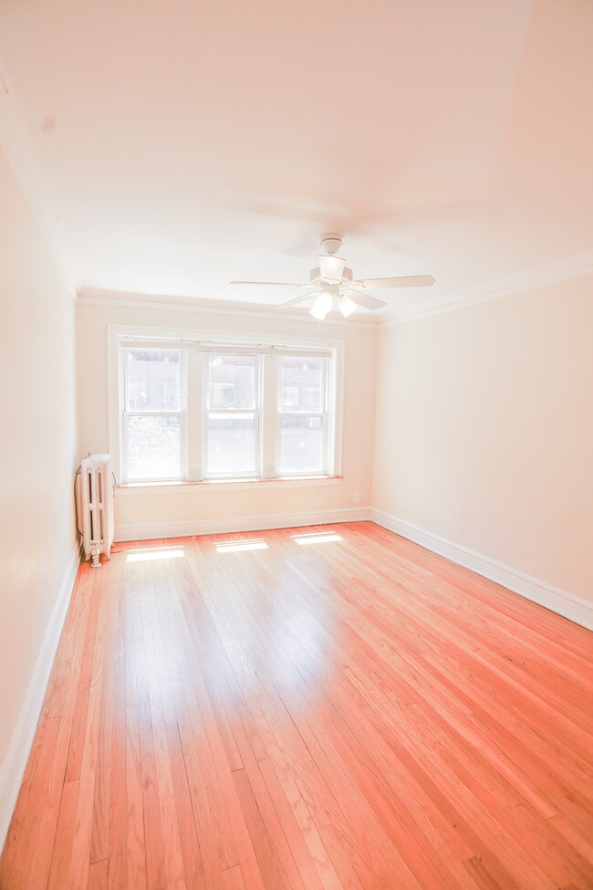 4807 N Bell Ave unit 2S, Chicago, IL 60625 - photo 5