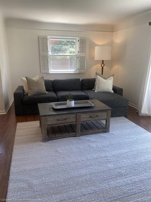 1921 Beverly St, Sylvan Lake, MI 48320 - photo 5