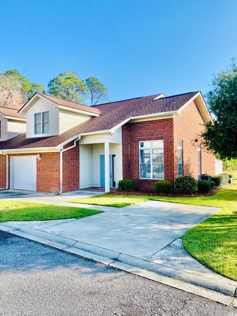 End Unit Condo 7B