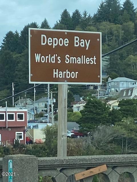 71 Lane Depoe Bay 1