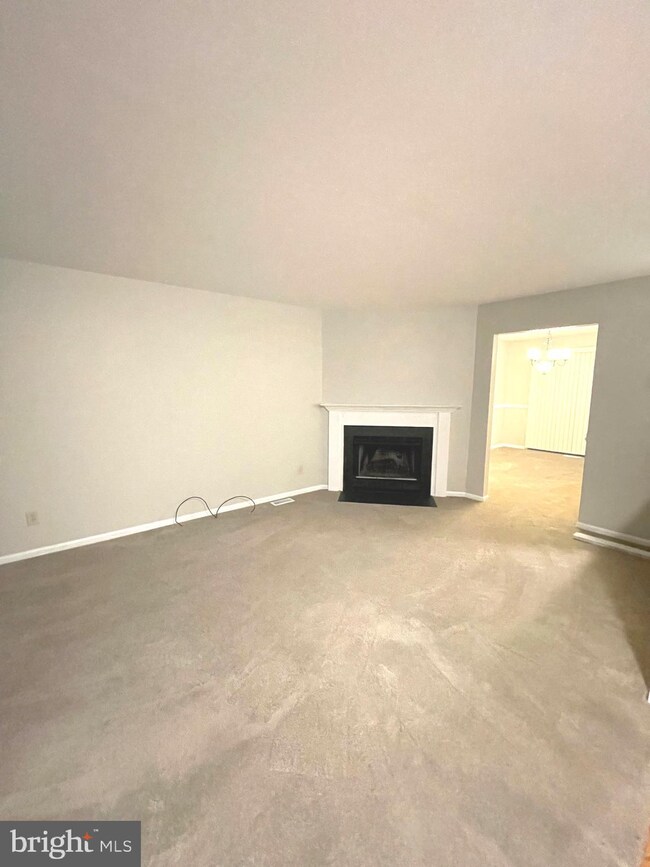 151 Pendragon Way unit 151, Mantua, NJ 08051 - photo 3