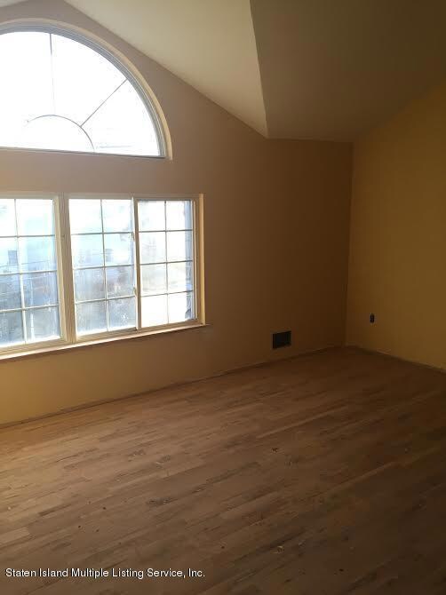 49 Towers Ln, Staten Island, NY 10314 - photo 2