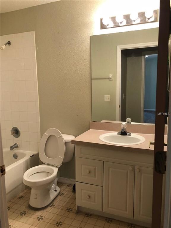 935 Caribbean Dr unit B, Davenport, FL 33897 - photo 5