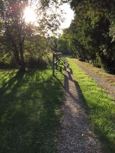 12393 Baldwin Rd, Sawyer, MI 49125 - photo 3