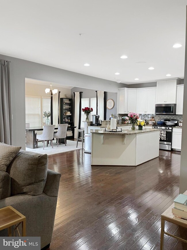 6103 Palatine Ave, Capitol Heights, MD 20743 - photo 3