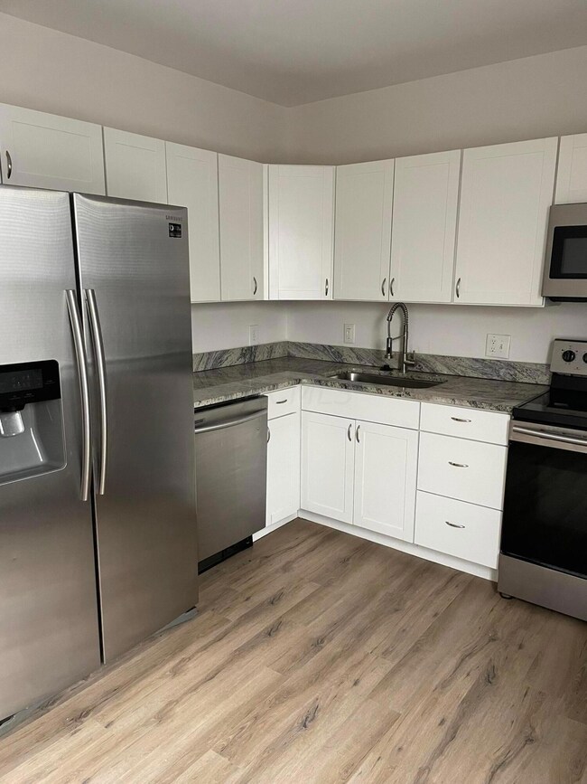 965 E Rich St unit 965, Columbus, OH 43205 - photo 3