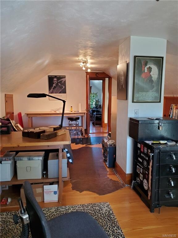 341 Bennett St, North Tonawanda, NY 14120 - photo 4