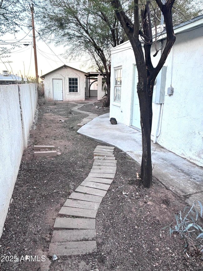 241 E 3rd Ave, Ajo, AZ 85321 - photo 5