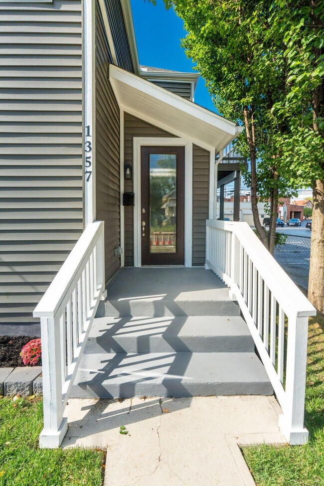 1357 City park ave (Exterior)-4