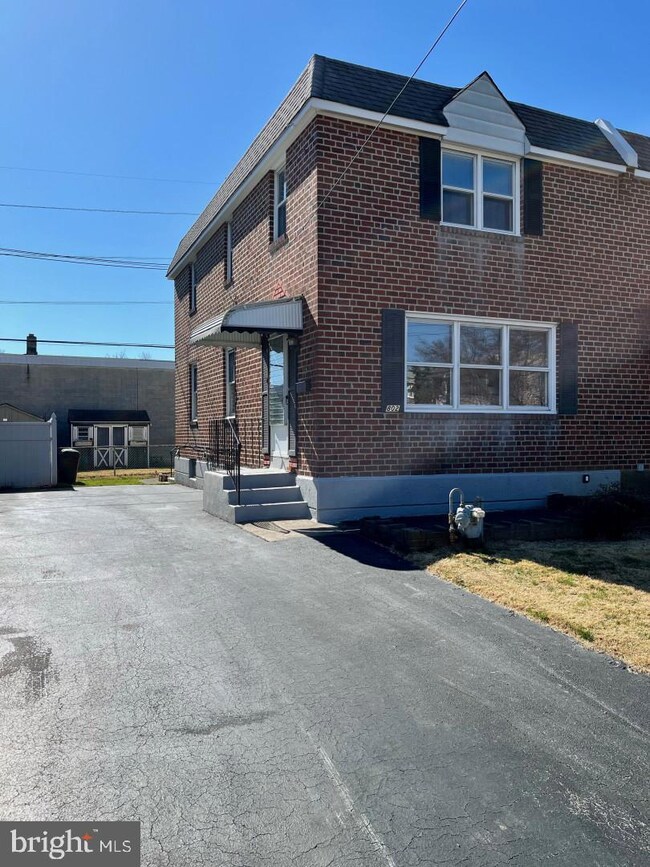 802 2nd Ave, Folsom, PA 19033 - photo 2