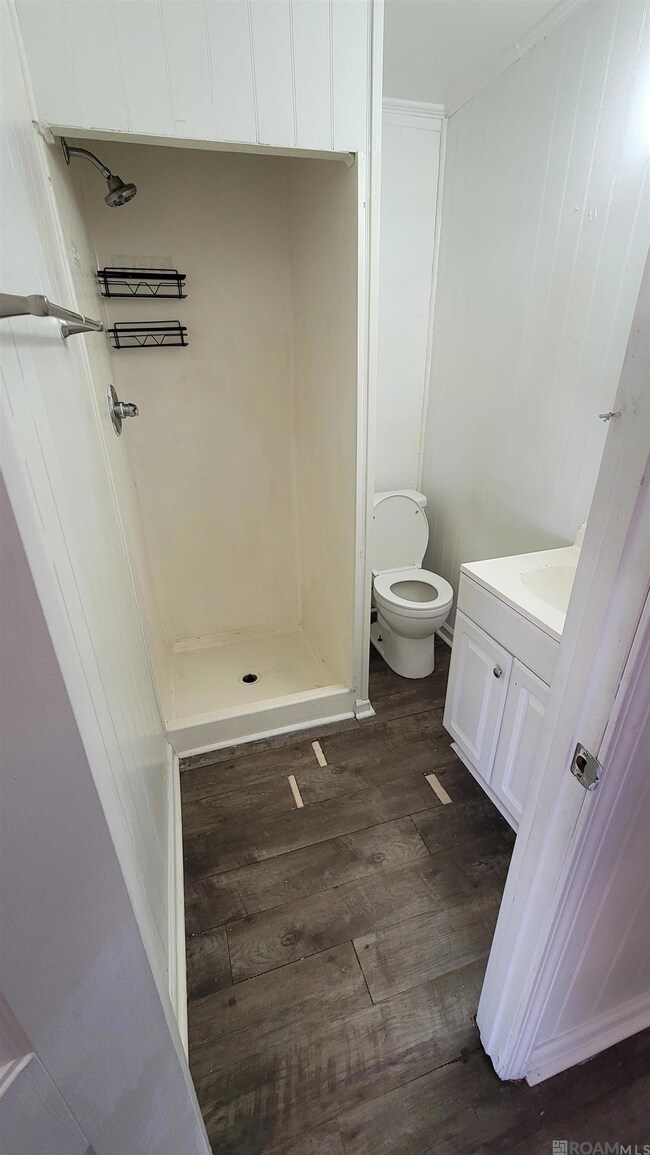 1612 N Coontrap Rd unit 5, Gonzales, LA 70737 - photo 4