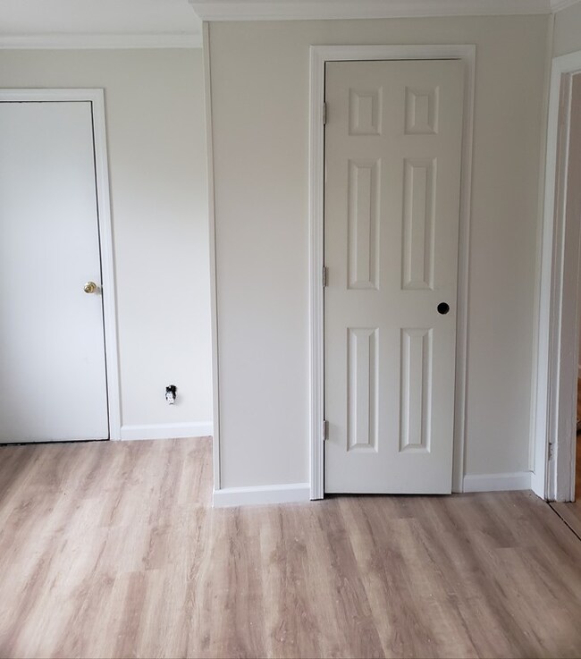 113 Cedar St, Springfield, MA 01105 - photo 4