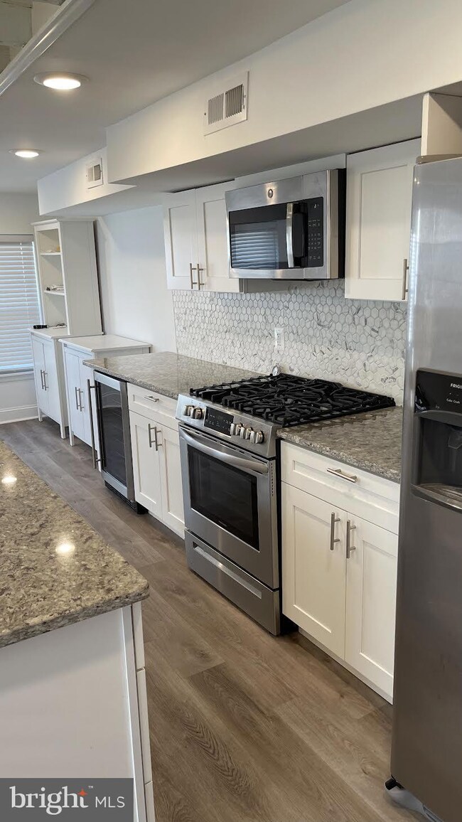 123 Maple St, Conshohocken, PA 19428 - photo 5