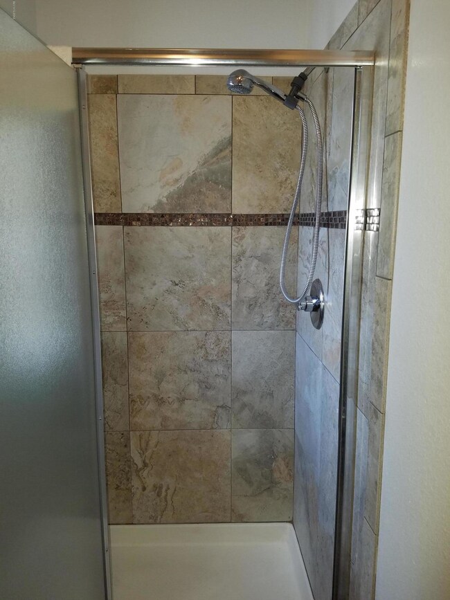 MASHER SHOWER