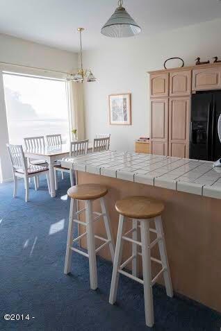 breakfast bar