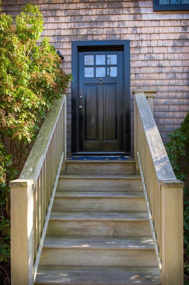 21 Duck Pond Rd, Vineyard Haven, MA 02568 - photo 3