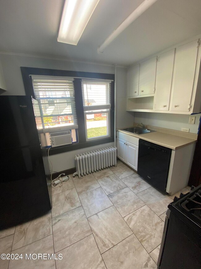 309 Hume St unit A, Allenhurst, NJ 07711 - photo 7