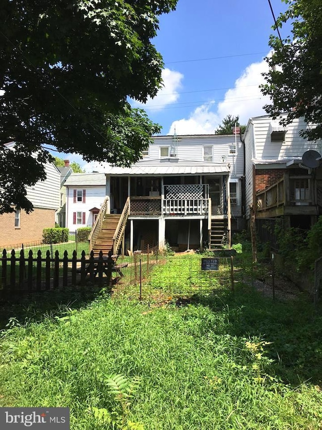 217 East Ave, Hagerstown, MD 21740 - photo 3