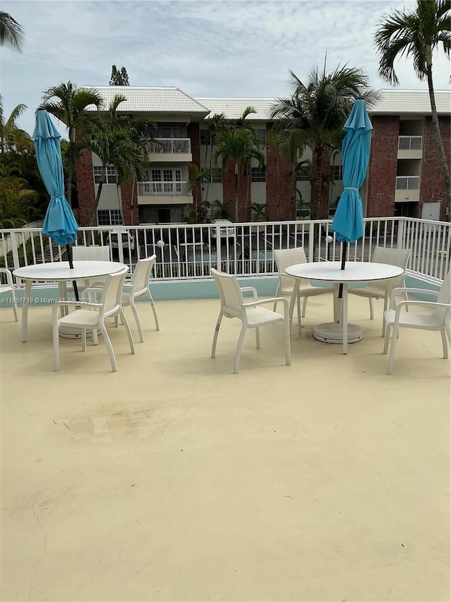 Village At Harbor Beach unit 209, Fort Lauderdale, FL 33316 - photo 6