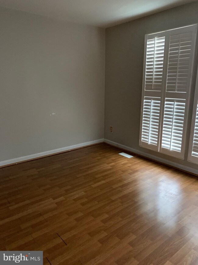 10630 Winfield Loop, Manassas, VA 20109 - photo 6