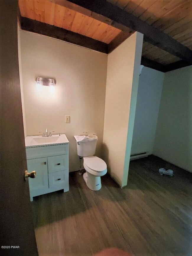 988 Goose Pond Rd, Lake Ariel, PA 18436 - photo 4