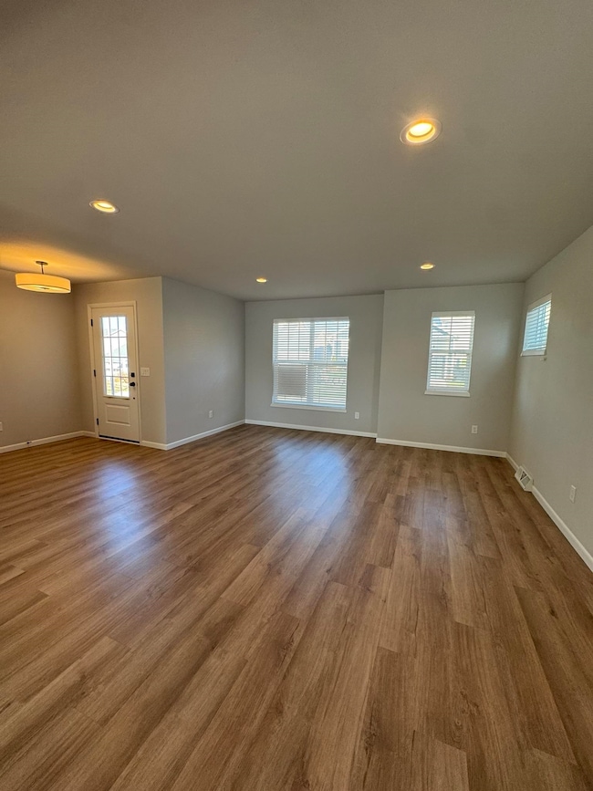 830 Lady Bug Ln, Verona, WI 53593 - photo 4