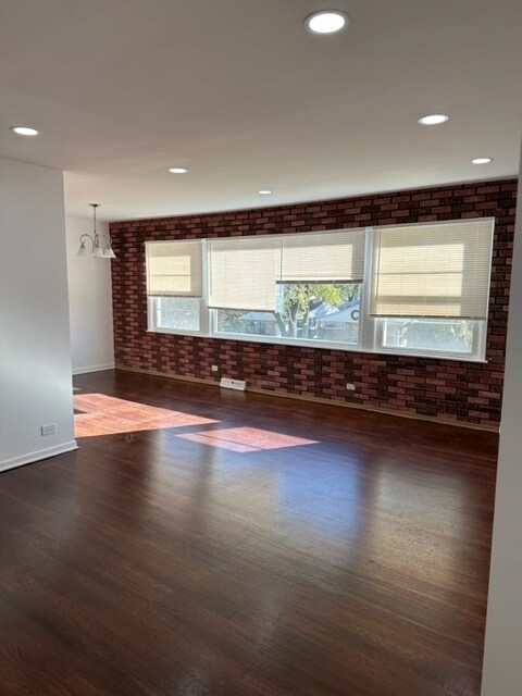 7242 W Crain St unit 2, Niles, IL 60714 - photo 4