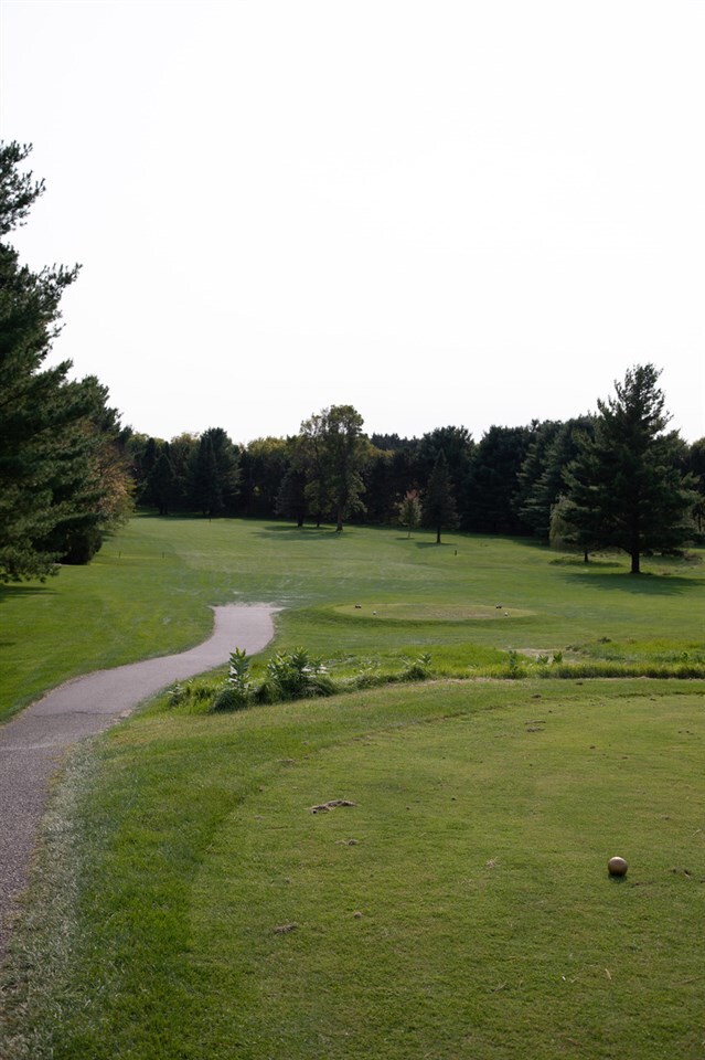 Unit 4 Inverness Terrace Ct, Baraboo, WI 53913 - photo 7