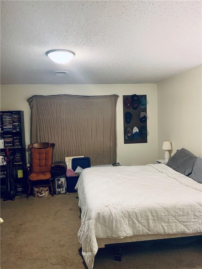 909 NW A St, Bentonville, AR 72712 - photo 6