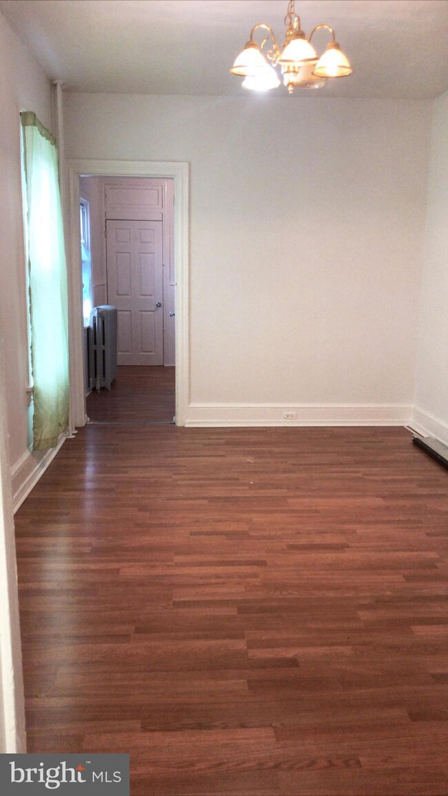 1022 Green St, Reading, PA 19604 - photo 4