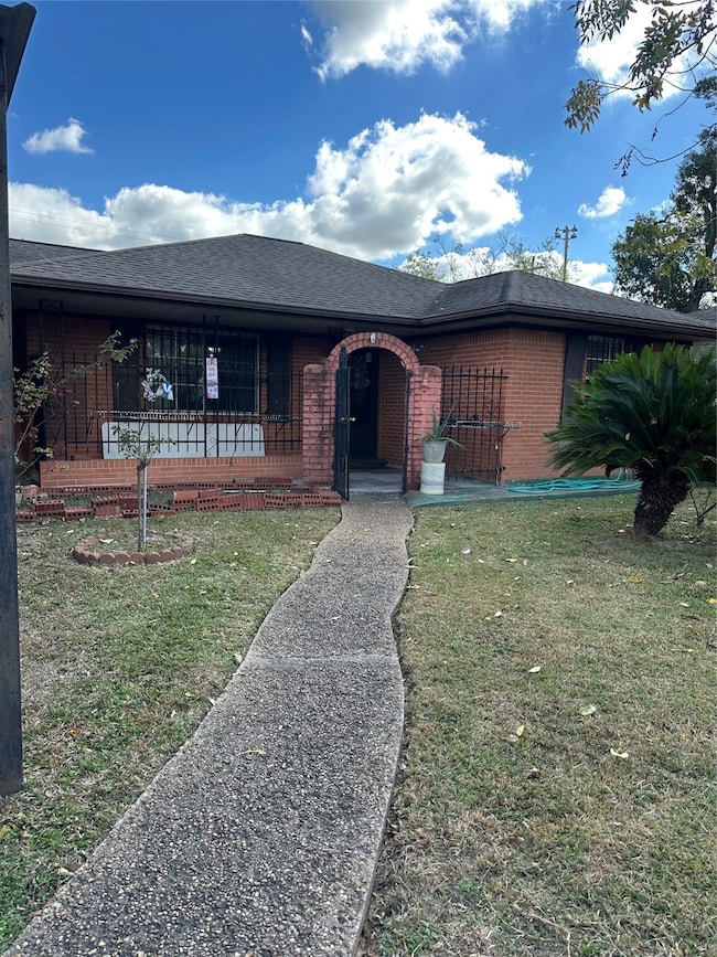 7006 Werner St, Houston, TX 77076 - photo 2