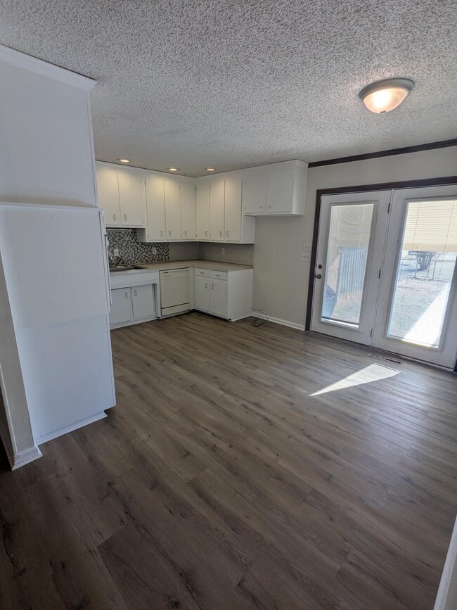 616 Rosa Dr unit B, Lebanon, TN 37087 - photo 3