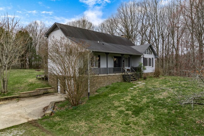 Sold 6205 Old Highway 52, Lafayette, TN 37083 | Homes.com