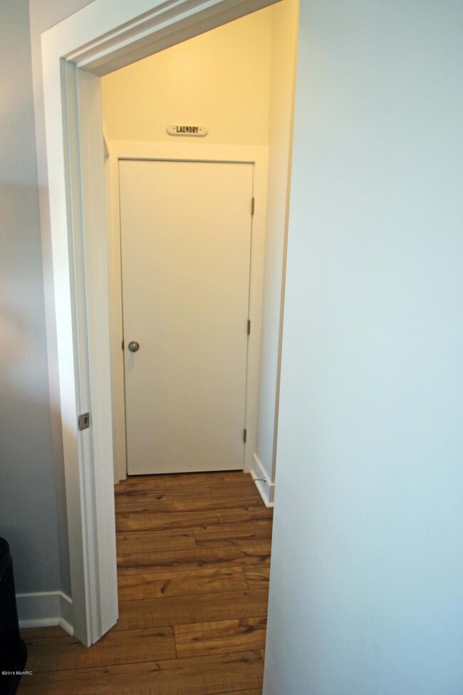 2039 Celadon Dr NE unit 62, Grand Rapids, MI 49525 - photo 7