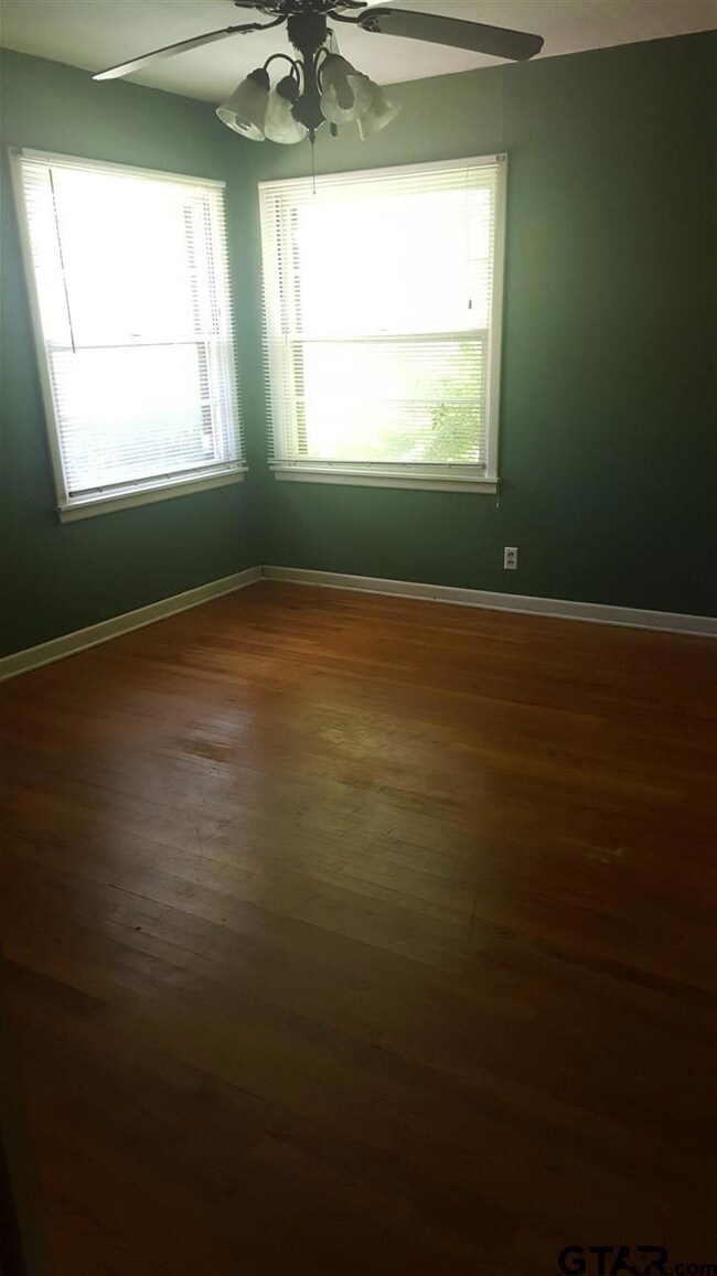 923 923 Hudson, Tyler, TX 75701 - photo 6