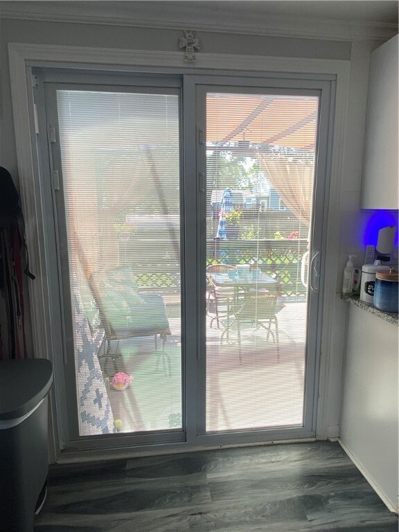 26 Kenway Ave, Warwick, RI 02889 - photo 7