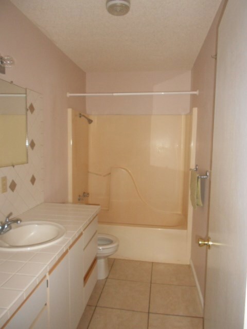 7441 Bowens Mill Rd unit 1, Douglas, GA 31533 - photo 6