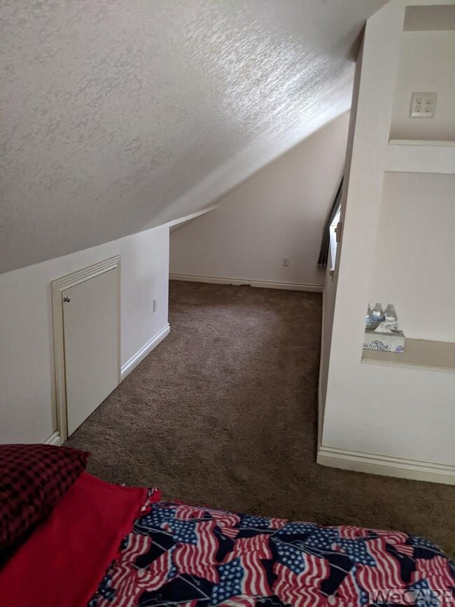 427 Edwards St, Ada, OH 45810 - photo 7