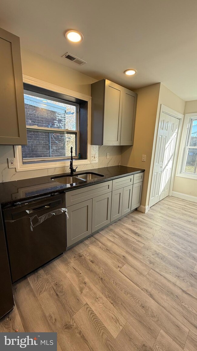 1220 Drexel Ave, Atlantic City, NJ 08401 - photo 5