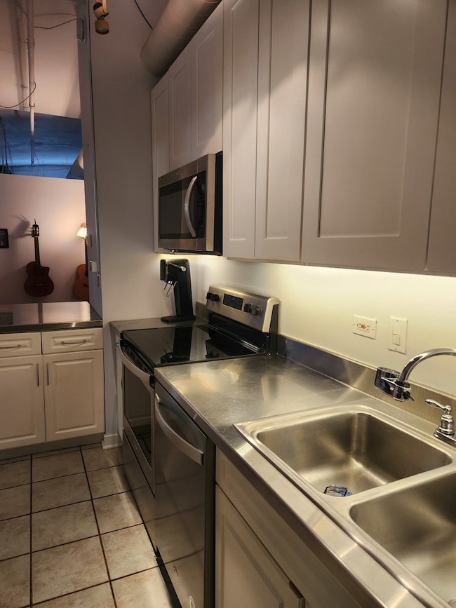 Paper Place Lofts unit 608, Chicago, IL 60607 - photo 7