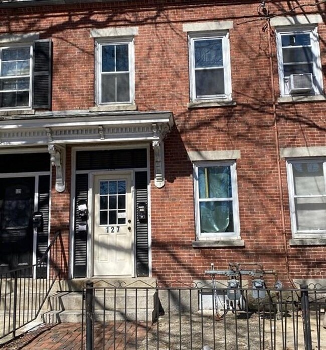 127 Garden St, Lawrence, MA 01840 - photo 2