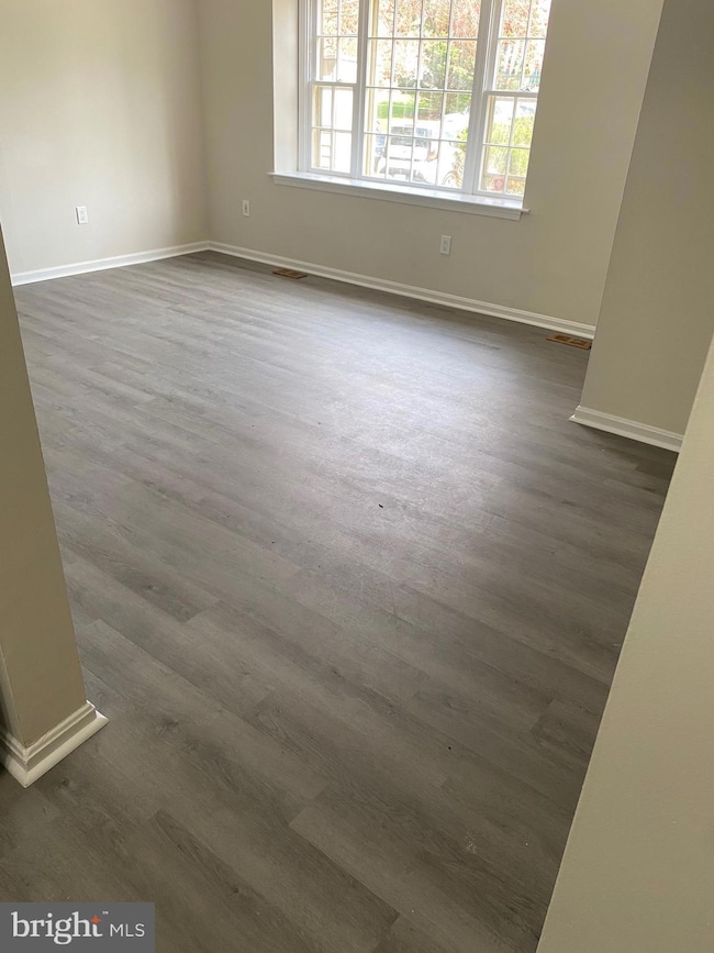 9880 Whiskey Run, Laurel, MD 20723 - photo 7