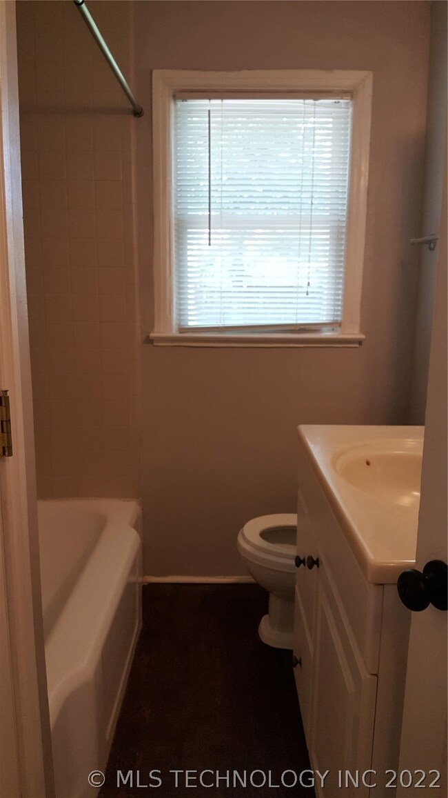 unlisted-address, Tulsa, OK 74105 - photo 5