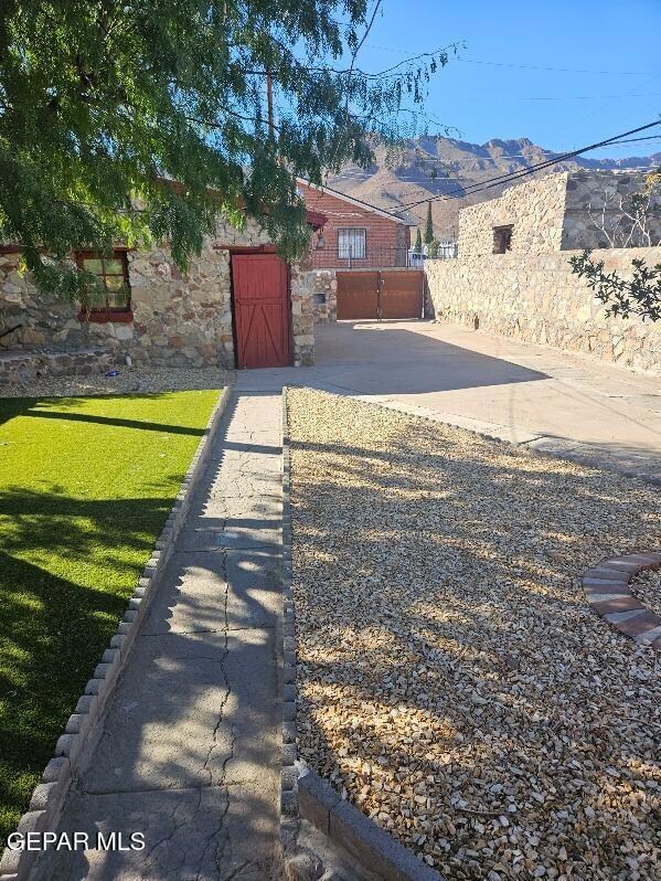 2715 N San Marcial St, El Paso, TX 79930 - photo 3