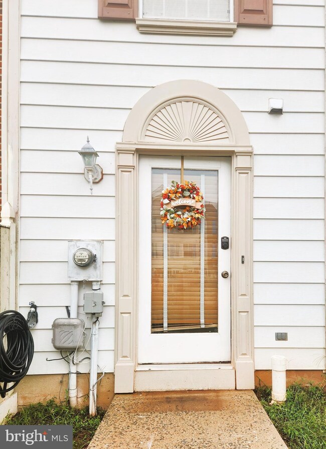 557 Cascade Way, Frederick, MD 21703 - photo 3