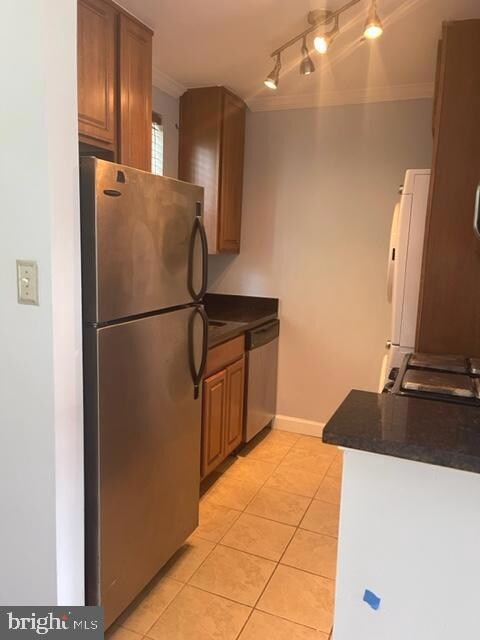 2517 Kent Town Place unit A, Hyattsville, MD 20785 - photo 6