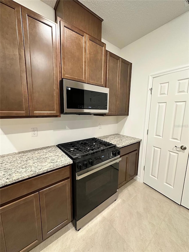 7004 Broad Wing Loop, Howey-In-the-hills, FL 34737 - photo 3