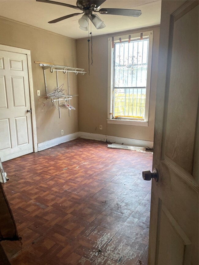 7303 Shotwell St, Houston, TX 77028 - photo 3