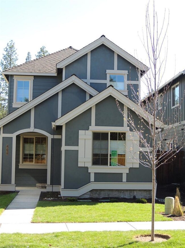 20261 Hufflepuff Ct unit 40, Bend, OR 97702 - photo 2