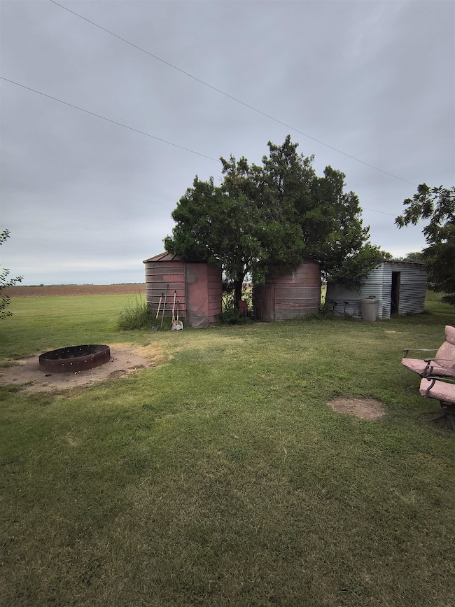 404 E Main St, Pretty Prairie, KS 67570 - photo 5